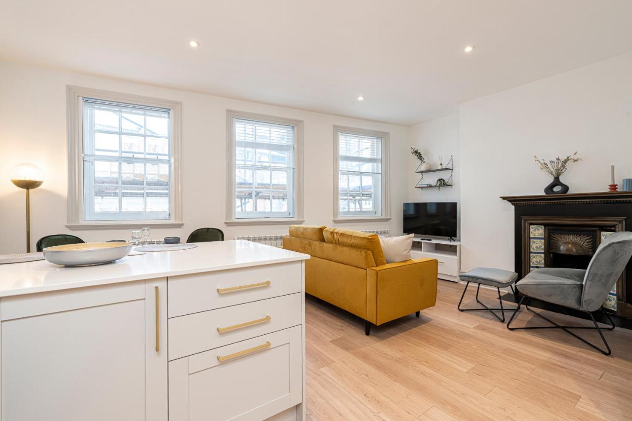 Stylish 1 Bed Flats In Soho, Next To Piccadilly Circus And Trafalgar Square London Exterior foto